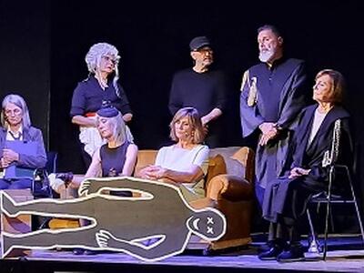 La commedia nera "Il ladro, la zuppa e il morto" arriva sul palco di Real Collegio Estate