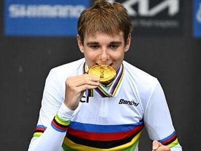 Ivano Fanini stravede per Lorenzo Finn: "Vincerà il Giro, il campionato italiano di Lucca e il terzo mondiale" (Photogallery)