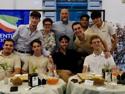 Gioventù Nazionale Lucca: successo per il primo "Spritz e politica". Carnini: «Ascoltiamo i giovani per portare le loro priorità in città»