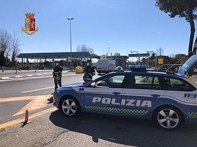 Prosegue al Forte l’attività di contrasto alla microcriminalità e all’abusivismo commerciale da parte della polizia