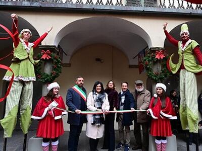 Inaugurata oggi in vicolo San Carlo la Fabbrica del Natale