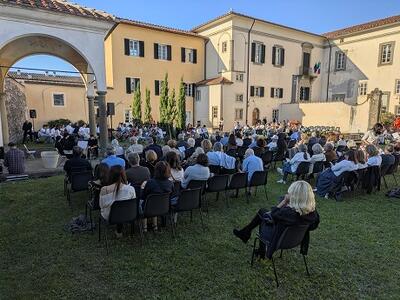 Grande successo per 'Musica e parole nel giardino di San Ponziano'