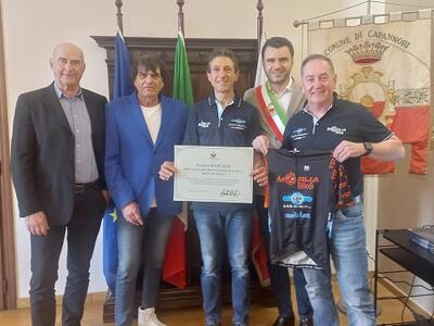 Lo specialista randonneuring Paolo Bianchini premiato dal comune di Capannori (Photogallery)