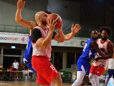 La Lumos Pistoia batte Brindisi e affronterà la Libertas Livorno in finale al Trofeo Lovari