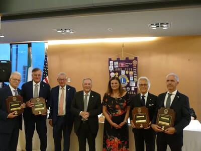 Lions Club Lucca Le Mura: passaggio della campana tra Giuseppe Guerra e Carlo Siclari