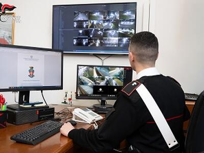Cameriere aggredito in centro a Pietrasanta, quattro denunciati