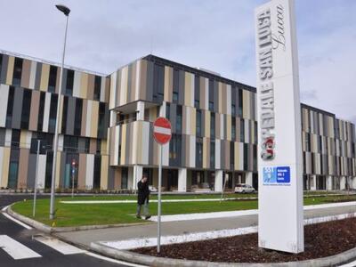 Cure odontoiatriche all’ospedale di Lucca, comitati sanità: “Profonde carenze. Pensiamo a istituire un pronto soccorso odontoiatrico locale”