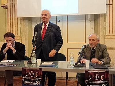 Referendum: Marcello Pera a sostegno del sì: a Villa Bottini non c'è spazio per il dubbio