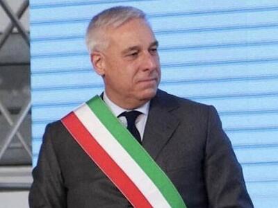 Viareggio, i consiglieri Zappelli e Ricci lasciano Del Ghingaro: “Costituiamo un gruppo misto. Stanchi di sentirci carne da macello”
