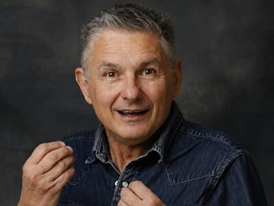 Alessandro Paci chiude il week-end dell'Estate Porcarese con Non solo barzellette
