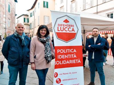 Segreteria Dem Lucca: "Difendere Lucca sostiene la delazione nei confronti della scuola. Quali assessori e consiglieri di maggioranza si allineano a questa posizione? Il sindaco come la pensa al riguardo?"