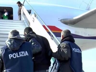 La polizia di Lucca: eseguite due espulsioni nella giornata del 27 febbraio. Dodici i provvedimenti dall'inizio dell'anno