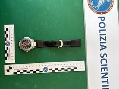 Rocambolesco arresto di due rapinatori da parte della polizia a Torre del Lago. Recuperato un Patek Philippe da 100.000 euro rapinato poco prima a Forte dei Marmi