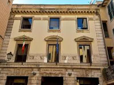 Imprese 2025: primi segnali di ripresa a Lucca, ancora incertezza per Massa-Carrara e Pisa in crescita