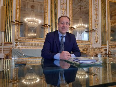 Ancora 11.000 lucchesi devono passare dalla carta d'identità cartacea a quella elettronica: l'ufficio Anagrafe amplia il suo orario di apertura