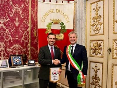 Il sindaco Pardini riceve a Palazzo Orsetti il Console Generale degli Stati Uniti a Firenze, Joe Tordella