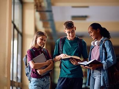 Voucher "IoStudio": dalla Regione Toscana un sostegno agli studenti, domande aperte fino al 17 aprile