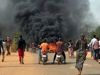 Nigeria ad un bivio: quasi 4 milioni di sfollati interni, mentre violenze, omicidi e sequestri aumentano. 19 mila chiese distrutte