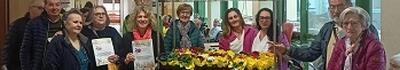 Una piantina alle ospiti e alle operatrici della RSA di Marlia da parte di sindacati e associazioni in occasione della giornata internazionale della donna