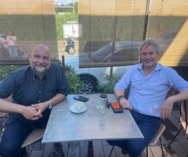 Giannini e Pardini 'sorpresi' a prendere un caffè: è tutto oro quel che luce