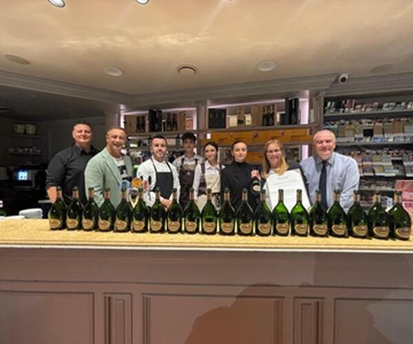 Serata magica alla Stella di Stefano Buralli e Joseph Dimasi: lo champagne Ruinart bagna piatti da favola