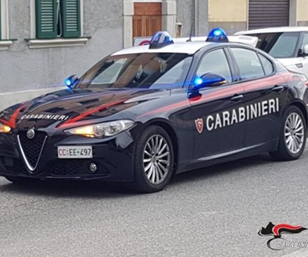 Pescaglia, finti finanzieri truffano un'anziana signora: arrestati dai carabinieri