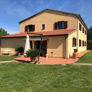 71fe6b23-ce53-421f-8fbd-73f3e902cac8