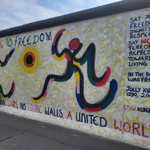 0c8efb80-2221-460e-89eb-4f5cd16b251d