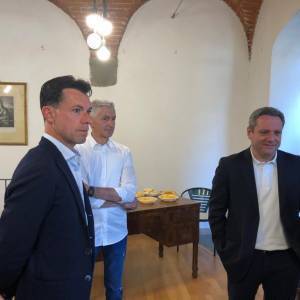 5aae1249-215c-45b3-8e86-f31ccc047174