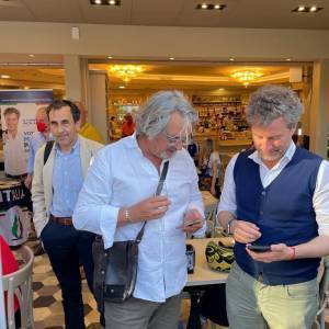 7ae22570-932b-4eef-8f74-90c90a2f5c87