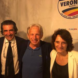 f6ba7067-4799-4896-9143-b8d7f79bbdd4