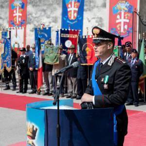 295ddef6-7e7c-474e-aac6-de594231cef1