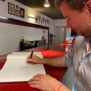 83479b3d-23fc-4754-878d-3559a4880fde