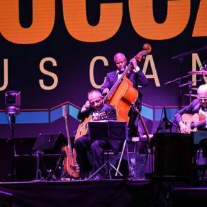 e209e98f-96e0-4704-ab53-2a8918f8092b