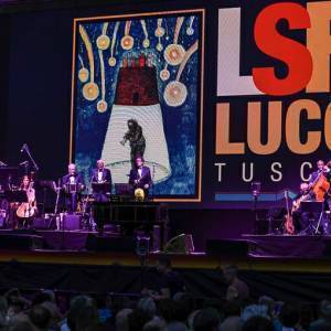 f2bf77b4-2fe6-4863-84e1-edc612bb96fe