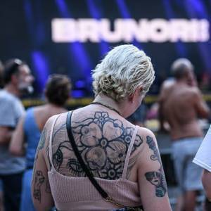 21b64f8c-841b-432d-9b03-a5db5a08de70