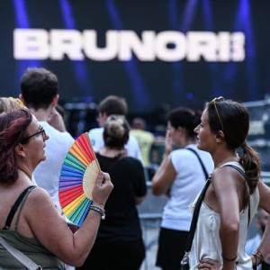 fbe6e76b-f483-400c-a601-d1e6f53f0092