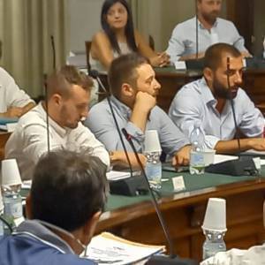 d5d28f0b-fab2-4293-889a-bd26eb96c532