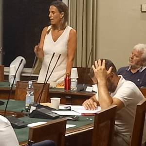 79f1bb46-978f-42d2-9bb2-e0e7533d5e98