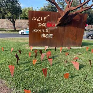 012e6b16-7b05-4437-8f01-497faa769d06