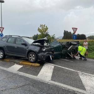 e2d4ec58-6775-4336-9029-141fe5c978ad