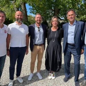 3b33fded-a686-4e89-aafe-5fca01d0b3a9