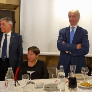 A335B37D-EF06-448C-BA52-62D174D4E25E