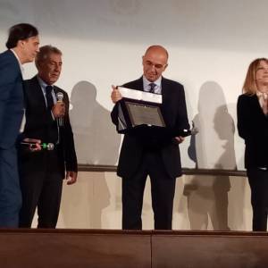 4fa73e59-0458-4fb1-8e4f-6fa7fb0774ae