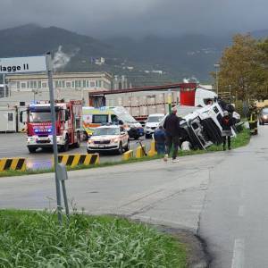 2f995a6f-b463-4691-a016-15442150bfd0