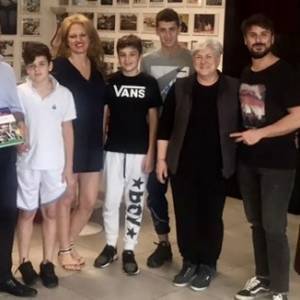 thumbnail_27. ganna e famiglia con fanini