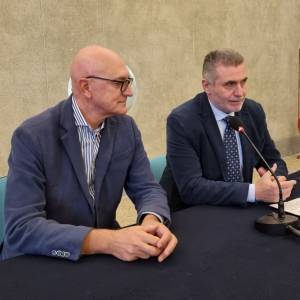 EBB2EC38-3C6E-409A-80E4-36682B85E56A