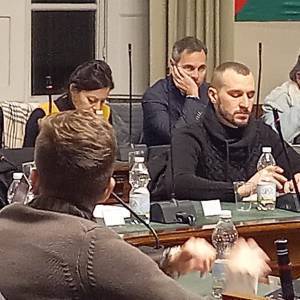 2f71f8e0-8804-4d2a-8d6c-6ce0ca92eb09