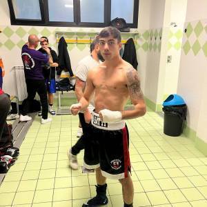 photo6026212650049977041