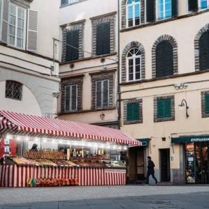 banco piazza Scalpellini